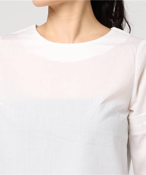 BLUEEAST（ブルーイースト）の「ボリュームギャザー袖ブラウス（シャツ/ブラウス・レディース・オフホワイト/オレンジ/ネイビー/ストライプ・MEDIUM）」の6枚目の写真