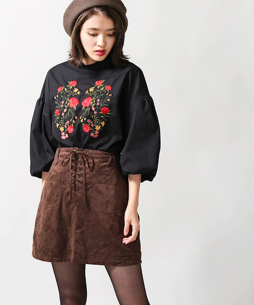 WEGO（ウィゴー）の「WEGO/フェイクスエードAラインミニスカート（スカート・レディース・ライトピンク/その他3/その他2/マスタード/キャメル/その他1/レッド/ダークブラウン・LARGE/MEDIUM）」の2枚目の写真