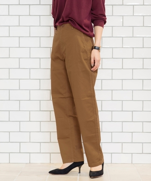 le.coeur blanc（ルクールブラン）の「コンパクトツイルチノパン（チノパンツ・レディース・ベージュ/ライトブラウン/ネイビー・MEDIUM/SMALL）」の13枚目の写真