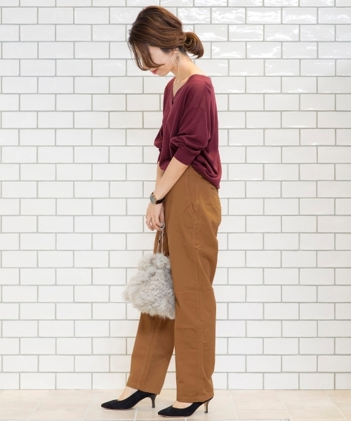 le.coeur blanc（ルクールブラン）の「コンパクトツイルチノパン（チノパンツ・レディース・ベージュ/ライトブラウン/ネイビー・MEDIUM/SMALL）」の11枚目の写真