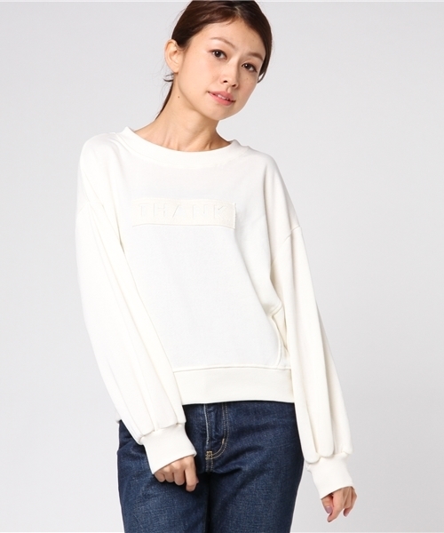 Honeys(ハニーズ)の「リブ使いロゴトレーナー(スウェット・レディース・ブラック/レッド/グリーン/アイボリー/杢グレー・S/M/L)」の2枚目の写真