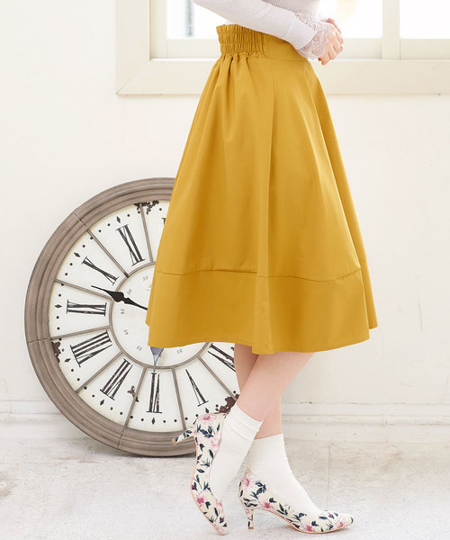 KOBE LETTUCE（コウベレタス）の「色×素材で大人際立つ！裾切り替えマットサテンバックウエストゴムハイウエストスカート/レディースボトムス/ひざ丈/ミディアム丈[M2057]神戸レタス（スカート・レディース・ピンク系その他/ベージュ系その他/グリーン/ブラック/ピンク/サックスブルー/イエロー/オレンジ・FREE）」の5枚目の写真