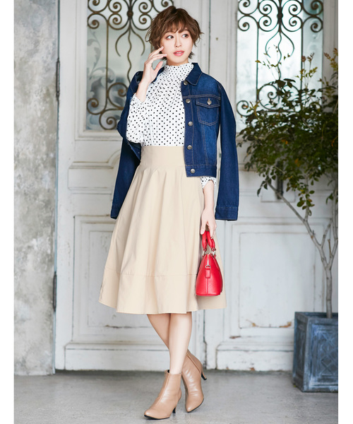 KOBE LETTUCE（コウベレタス）の「色×素材で大人際立つ！裾切り替えマットサテンバックウエストゴムハイウエストスカート/レディースボトムス/ひざ丈/ミディアム丈[M2057]神戸レタス（スカート・レディース・ピンク系その他/ベージュ系その他/グリーン/ブラック/ピンク/サックスブルー/イエロー/オレンジ・FREE）」の12枚目の写真