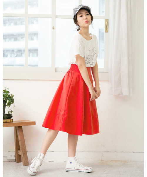 KOBE LETTUCE（コウベレタス）の「色×素材で大人際立つ！裾切り替えマットサテンバックウエストゴムハイウエストスカート/レディースボトムス/ひざ丈/ミディアム丈[M2057]神戸レタス（スカート・レディース・ピンク系その他/ベージュ系その他/グリーン/ブラック/ピンク/サックスブルー/イエロー/オレンジ・FREE）」の11枚目の写真