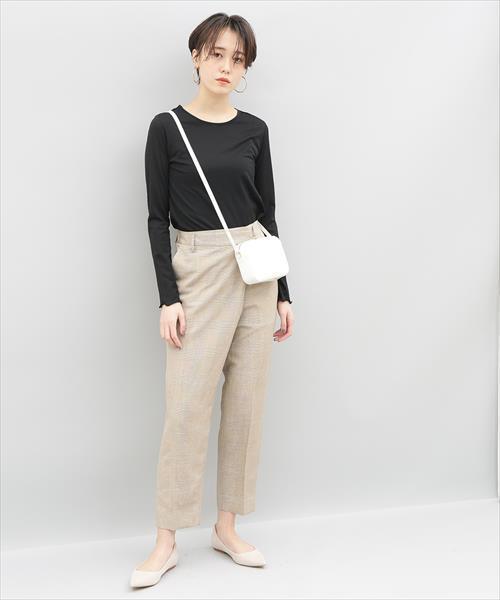 ADAM ET ROPE'（アダムエロペ）の「シアーストライプクルーネックプルオーバー（Tシャツ/カットソー・レディース・ブラック/ホワイト・FREE）」の14枚目の写真