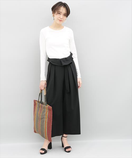 ADAM ET ROPE'（アダムエロペ）の「シアーストライプクルーネックプルオーバー（Tシャツ/カットソー・レディース・ブラック/ホワイト・FREE）」の16枚目の写真