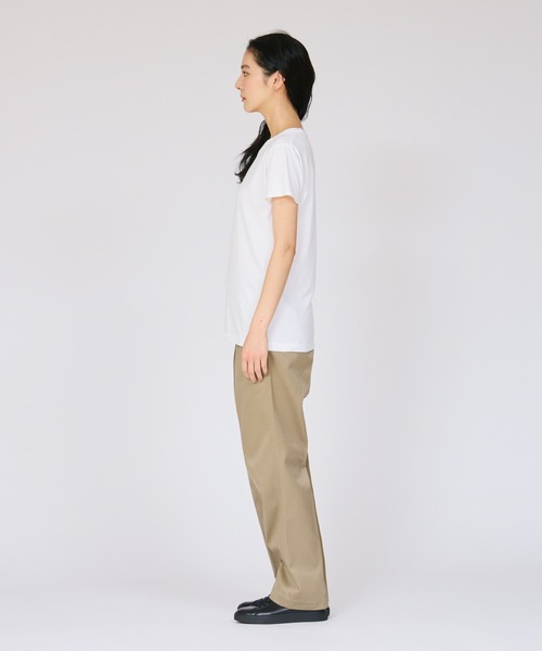 HANES(ヘインズ)の「【Hanes/ヘインズ】レディース ジャパンフィットフォーハー【2枚組】クルーネックTシャツ 5.3oz(Tシャツ/カットソー・レディース・ホワイト・MEDIUM/LARGE)」の11枚目の写真