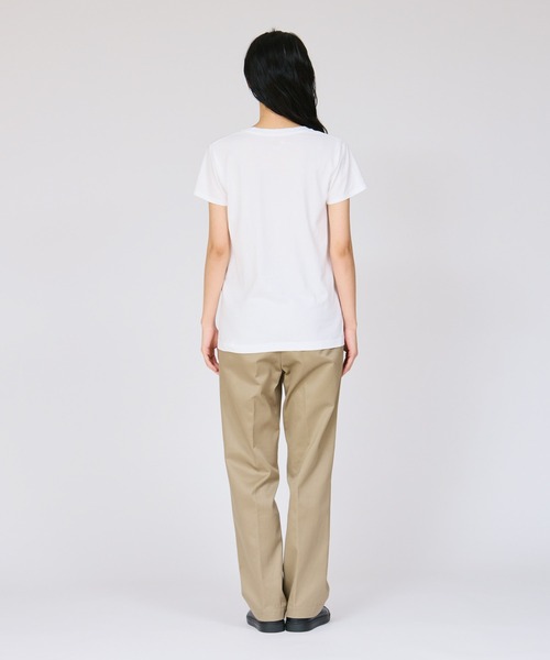 HANES(ヘインズ)の「【Hanes/ヘインズ】レディース ジャパンフィットフォーハー【2枚組】クルーネックTシャツ 5.3oz(Tシャツ/カットソー・レディース・ホワイト・MEDIUM/LARGE)」の14枚目の写真