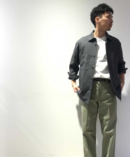 ADAM ET ROPE'（アダムエロペ）の「ダブルクロス ストレートスラックス（スラックス・メンズ・ブラック/モスグリーン・M/L）」の14枚目の写真