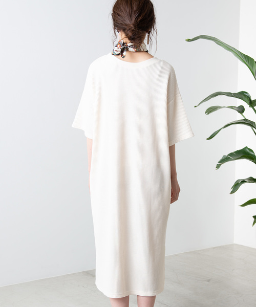 WEGO（ウィゴー）の「WEGO/2WAYワッフルワンピース（ワンピース・レディース・ブラック/オフホワイト/ライトブラウン・FREE）」の7枚目の写真