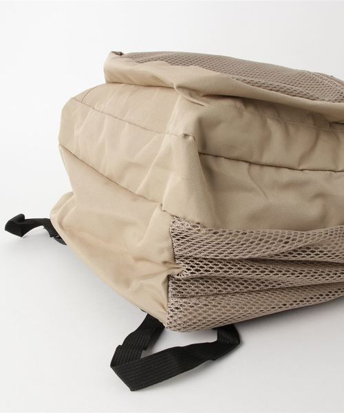 JANSPORT（ジャンスポーツ）の「【JANSPORT】BIG CAMPUS（バックパック/リュック・メンズ・ベージュ・FREE）」の2枚目の写真