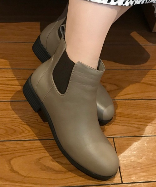 velikoko ���N�`�����ꂢ�V���[�Y�i���F���R�R�j�́u�y19.5�`27.0cm�z�h���d�l�T�C�h�S�A�u�[�c�i4cm�q�[���j�i�u�[�c�j�v�b�x�[�W��