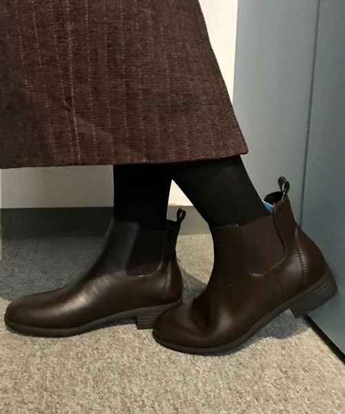 velikoko ���N�`�����ꂢ�V���[�Y�i���F���R�R�j�́u�y19.5�`27.0cm�z�h���d�l�T�C�h�S�A�u�[�c�i4cm�q�[���j�i�u�[�c�j�v�b�u���E��