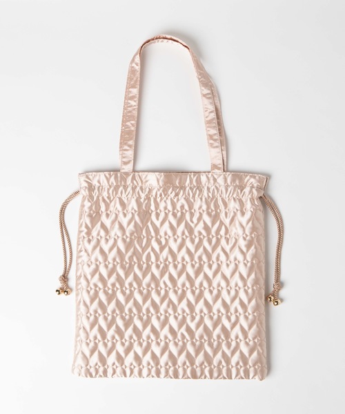WEGO（ウィゴー）の「WEGO/キルティングリバーシブル巾着トートバッグ（トートバッグ・レディース・ホワイト/ブラック/ベージュ/ピンク・FREE）」の6枚目の写真