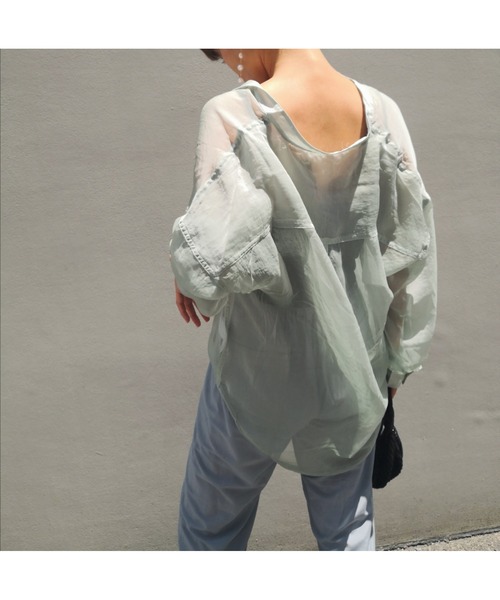 ulu（ウル）の「seethruough overbandcollar shirt（シャツ/ブラウス・レディース・ベージュ/グリーン/ホワイト・FREE）」の8枚目の写真