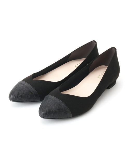 grove(グローブ)の「【22.0~25.0まで/WEB限定】やわここちVカットパンプス(2cm)(パンプス・レディース・ベージュ系8/ブラック系7/ブラック系3・35/40/50/30/45/20/25)」の2枚目の写真