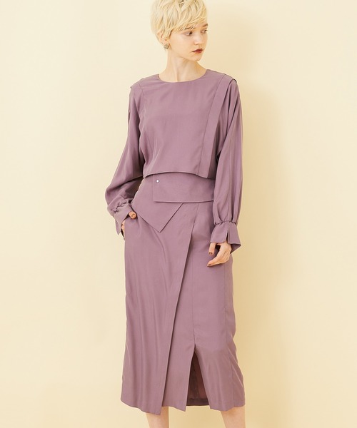 STUDIOUS（ステュディオス）の「【STUDIOUS】キュプラサテンレイヤードドルマントップス（シャツ/ブラウス・レディース・ブラック/ブラウン/ピンク・FREE）」の4枚目の写真