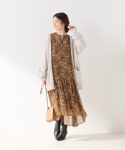 SLOBE IENA(スローブイエナ)の「アートプリントギャザーワンピース【手洗い可能】◆(ワンピース・レディース・ブラウン/ラベンダー・FREE)」の15枚目の写真