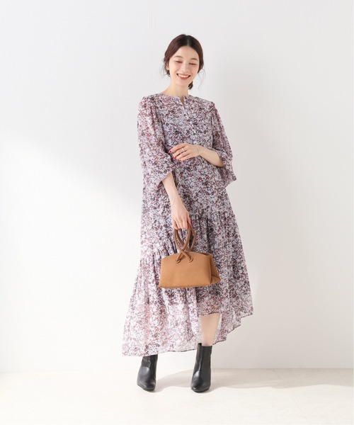 SLOBE IENA(スローブイエナ)の「アートプリントギャザーワンピース【手洗い可能】◆(ワンピース・レディース・ブラウン/ラベンダー・FREE)」の17枚目の写真