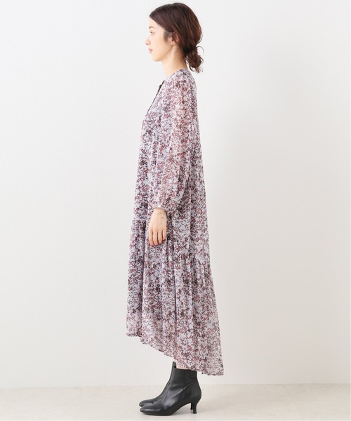 SLOBE IENA(スローブイエナ)の「アートプリントギャザーワンピース【手洗い可能】◆(ワンピース・レディース・ブラウン/ラベンダー・FREE)」の9枚目の写真