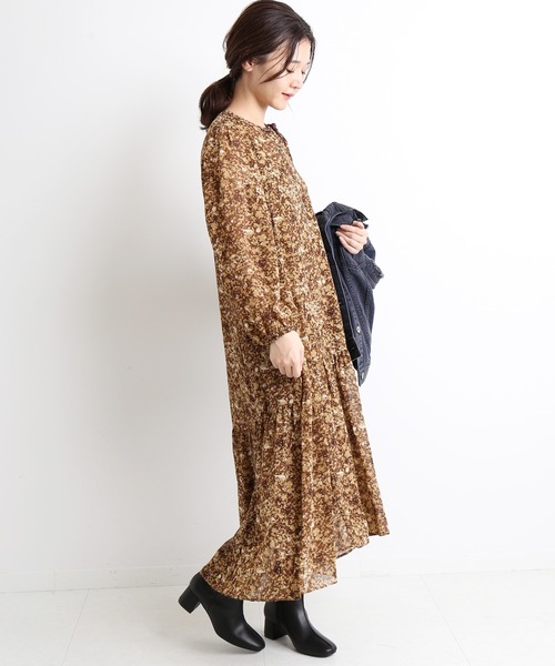 SLOBE IENA(スローブイエナ)の「アートプリントギャザーワンピース【手洗い可能】◆(ワンピース・レディース・ブラウン/ラベンダー・FREE)」の21枚目の写真