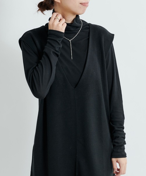 DouDou(ドゥドゥ)の「シアータートル(Tシャツ/カットソー・レディース・ブラック/オフホワイト/グレイッシュベージュ・FREE)」の10枚目の写真