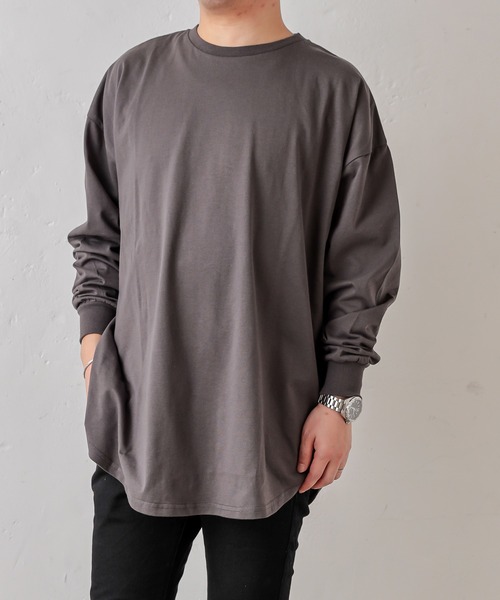 natural couture(ナチュラルクチュール)の「重ね着しやすいシャツテールロゴT Lサイズ(Tシャツ/カットソー・レディース・ブラック/ベージュ/アイボリー・LARGE)」の2枚目の写真