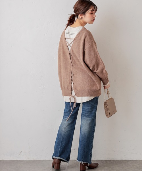 natural couture(ナチュラルクチュール)の「重ね着しやすいシャツテールロゴT Lサイズ(Tシャツ/カットソー・レディース・ブラック/ベージュ/アイボリー・LARGE)」の5枚目の写真