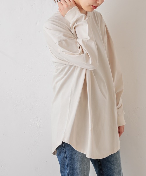 natural couture(ナチュラルクチュール)の「重ね着しやすいシャツテールロゴT Lサイズ(Tシャツ/カットソー・レディース・ブラック/ベージュ/アイボリー・LARGE)」の6枚目の写真