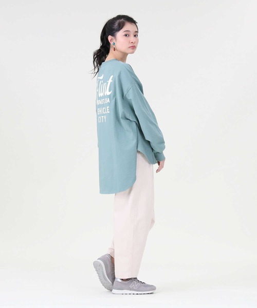 RAG MACHINE（ラグマシーン）の「【RAG MACHINE】バックロゴロンＴ（Tシャツ/カットソー・レディース・オフホワイト/ベージュ/グリーン・L/M）」の13枚目の写真