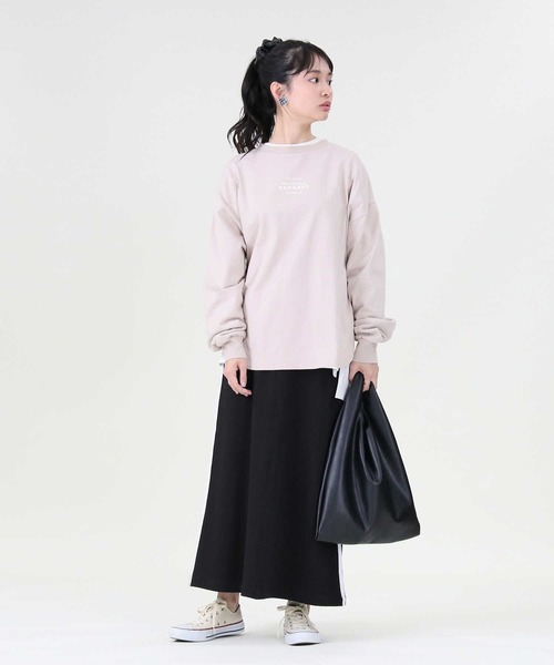 RAG MACHINE（ラグマシーン）の「【RAG MACHINE】バックロゴロンＴ（Tシャツ/カットソー・レディース・オフホワイト/ベージュ/グリーン・L/M）」の4枚目の写真