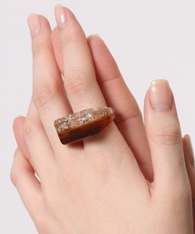 salle de bal（サルデバル）の「三丁目六番地Tokyo アクリルハーフ＆ハーフリング　SR-020 AMT（リング）」