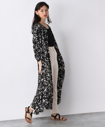 Jeanasis ジーナシスのワンピース 花柄 ボタニカル柄 通販 Zozotown