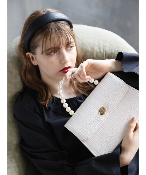 Honey Salon(ハニーサロン)の「パールハンドルクロコバッグ(トートバッグ・レディース・アイボリー/ブラック・FREE)」の9枚目の写真