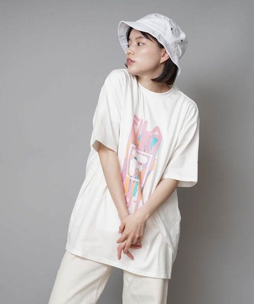 FILA（フィラ）の「【FILA/フィラ】レディースプリント半袖Ｔシャツ（Tシャツ/カットソー・レディース・ホワイト/パープル/オレンジ・MEDIUM/LARGE/X-LARGE）」の2枚目の写真