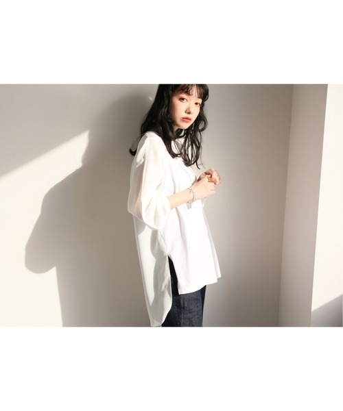SLOBE IENA(スローブイエナ)の「カットドッキングプルオーバーブラウス【手洗い可能】◆(シャツ/ブラウス・レディース・ブラック/ホワイト・FREE)」の22枚目の写真