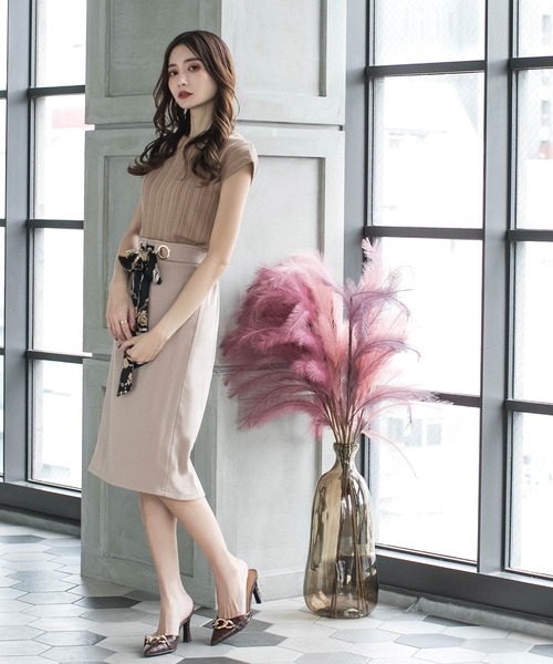 Julia Boutique（ジュリアブティック）の「ランダムリブフレンチスリーブトップス/21000（Tシャツ/カットソー・レディース・ホワイト/モカ/ベージュ/ブラック・ONE）」の9枚目の写真