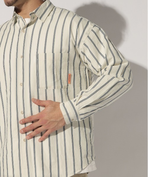 BAYFLOW（ベイフロー）の「ストライプシャツ L/S（シャツ/ブラウス・メンズ・ホワイト/ライトブルー・MEDIUM/LARGE）」の3枚目の写真