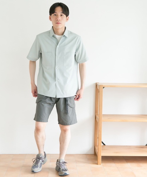 URBAN RESEARCH DOORS（アーバンリサーチドアーズ）の「セオアルファダブルポケットシャツ（シャツ/ブラウス・メンズ・チャコールグレー/ライトブラウン/グリーン系その他・40/38）」の16枚目の写真