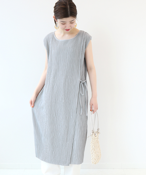 Simplicite(サンプリシテ)の「ワッシャージャガードカットロングプルオーバー◆(Tシャツ/カットソー・レディース・ベージュ/グレー/ブルー系その他・FREE)」の4枚目の写真
