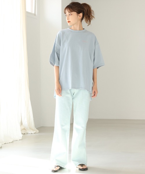 one after another NICE CLAUP（ワンアフターアナザーナイスクラップ）の「【ZOZO限定】ミニマルロゴTシャツ（Tシャツ/カットソー・レディース・オフホワイト/チャコール/サックスブルー/イエロー・FREE）」の9枚目の写真