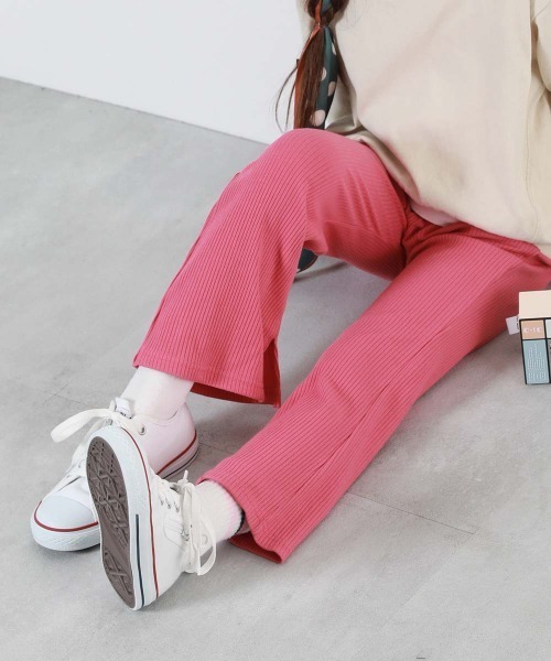 devirock（デビロック）の「すらっと脚長 リブフレアパンツ（その他パンツ・キッズ・グレー系その他/ブラウン系その他/ライトカーキ/ブラック/ブルーグレー/レッド系1/エメラルド/ピンク系6/ピンク系その他2/パープル系5/ヘザーチャコール/ブルー系6/パープル系7/イエロー系3/ブラウン系/杢グレー/ピンク系7・110cm/160cm/140cm/150cm/100cm/130cm/120cm）」の15枚目の写真