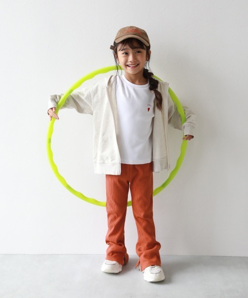 devirock（デビロック）の「すらっと脚長 リブフレアパンツ（その他パンツ・キッズ・グレー系その他/ブラウン系その他/ライトカーキ/ブラック/ブルーグレー/レッド系1/エメラルド/ピンク系6/ピンク系その他2/パープル系5/ヘザーチャコール/ブルー系6/パープル系7/イエロー系3/ブラウン系/杢グレー/ピンク系7・110cm/160cm/140cm/150cm/100cm/130cm/120cm）」の18枚目の写真