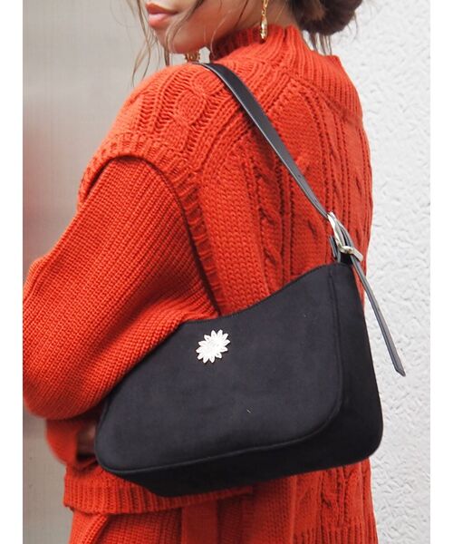 EVRIS(エヴリス)の「フェイクスウェードコンビショルダーBAG(ショルダーバッグ・レディース・カーキ/その他1/ブラック・FREE)」の2枚目の写真