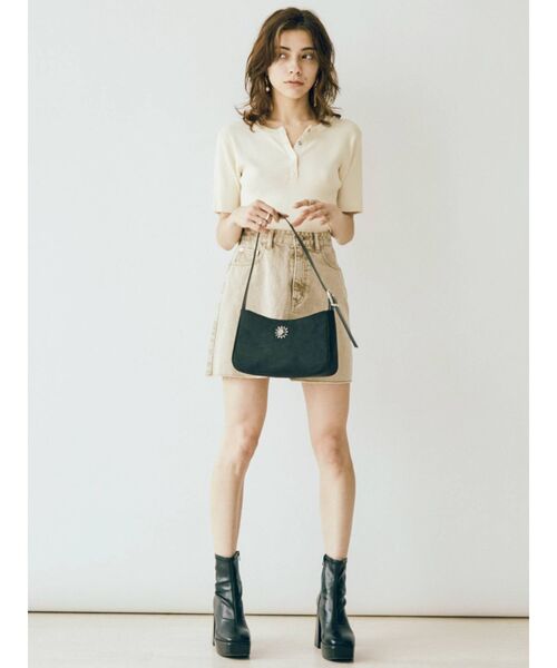 EVRIS(エヴリス)の「フェイクスウェードコンビショルダーBAG(ショルダーバッグ・レディース・カーキ/その他1/ブラック・FREE)」の13枚目の写真