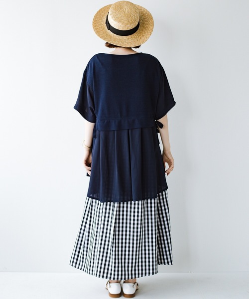 haco!(ハコ)の「丈感もバランスも色合わせも なーんにも考えなくて大丈夫!着るだけで今っぽレイヤードが叶う重ね着風カットソーチュニック(Tシャツ/カットソー・レディース・ネイビー/ライトカーキ・SMALL/MEDIUM/LARGE/X-LARGE)」の11枚目の写真