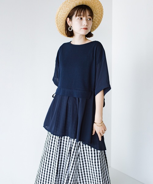haco!(ハコ)の「丈感もバランスも色合わせも なーんにも考えなくて大丈夫!着るだけで今っぽレイヤードが叶う重ね着風カットソーチュニック(Tシャツ/カットソー・レディース・ネイビー/ライトカーキ・SMALL/MEDIUM/LARGE/X-LARGE)」の10枚目の写真