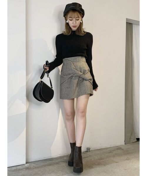 dazzlin（ダズリン）の「ミックスボーダースリーブフレアニット（ニット/セーター・レディース・ブラック/ベージュ/グレー/モカ/オフホワイト・FREE）」の7枚目の写真