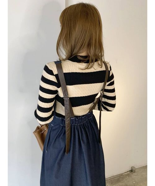 dazzlin（ダズリン）の「ミックスボーダースリーブフレアニット（ニット/セーター・レディース・ブラック/ベージュ/グレー/モカ/オフホワイト・FREE）」の13枚目の写真