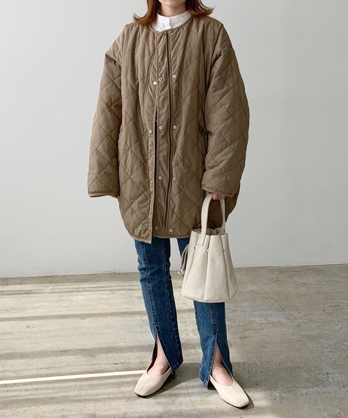 LIAN(リアン)の「リバーシブルキルティングミドルコート(ノーカラーコート・レディース・アイボリー/モカ/ブラック/カーキ・FREE)」の12枚目の写真